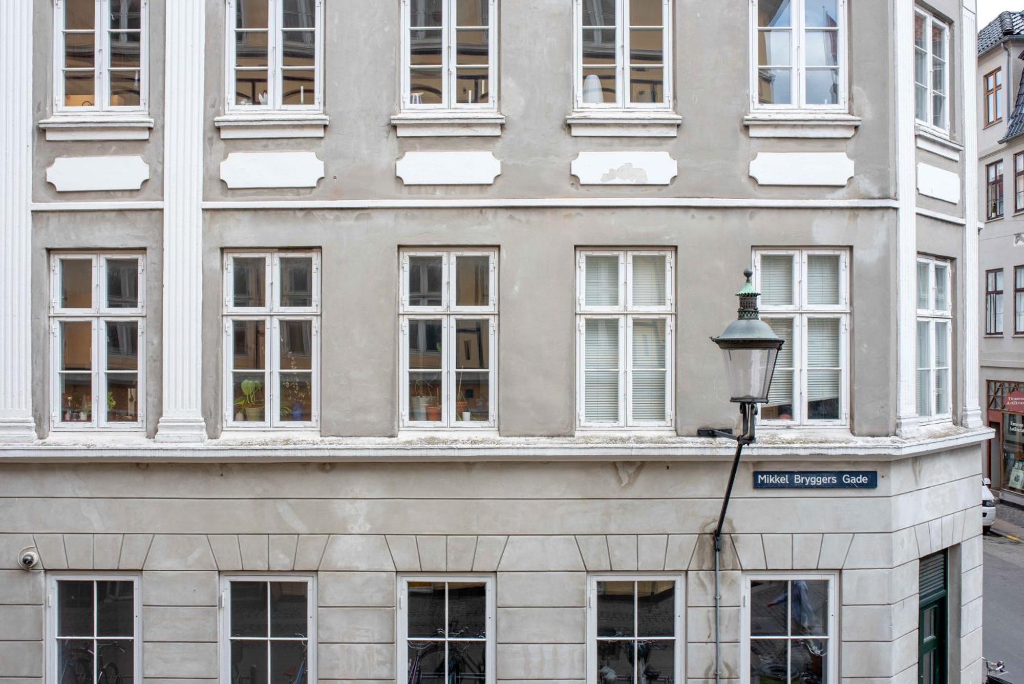 Spacious Tivoli Gardens Apartment W 3 Bedrooms Copenhagen Exterior photo